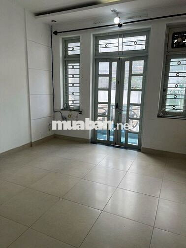 Phòng trọ tầng 2 và tầng 3 đường Huỳnh Văn Bánh, Phú Nhuận, HCM