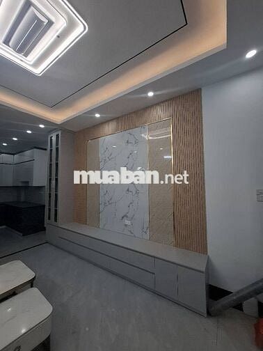 Bán gấp nhà riêng tại Thạch Bàn, 5,6 tỷ, 30,1 m2, chính chủ
