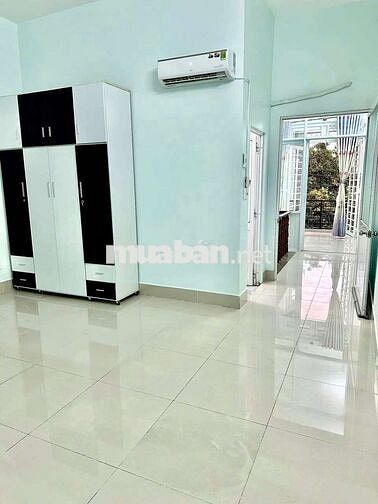 NHÀ NGUỶEN CĂN 1T1L HXH ĐS 4 LINH TÂY GẦN CHỢ THỦ ĐỨC
