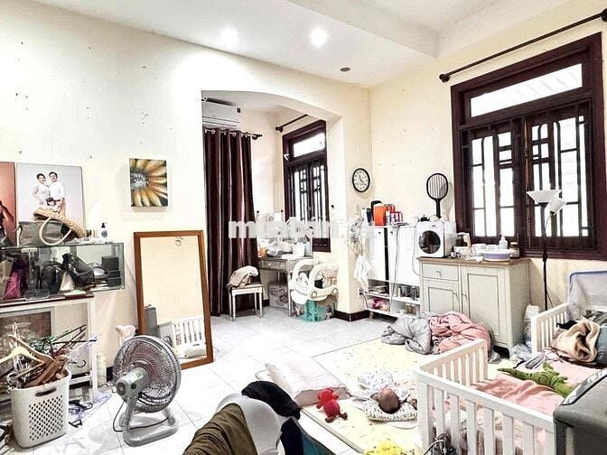 Cho thuê Biệt Thự khu Bến Đò,/đs 36,p.Linh Đông ngang 14m 3 tầng 20tr
