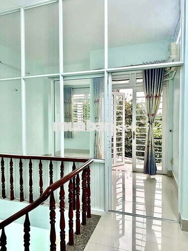NHÀ NGUỶEN CĂN 1T1L HXH ĐS 4 LINH TÂY GẦN CHỢ THỦ ĐỨC