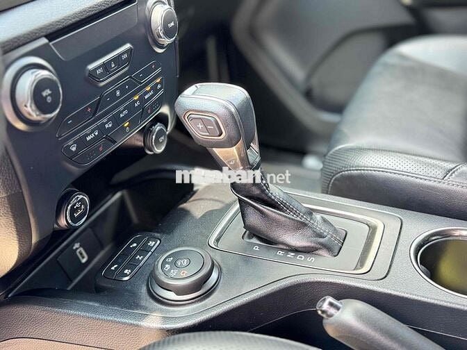 Ford Everest 2020 Titanium 2.0L 4x4 AT - 65000 km