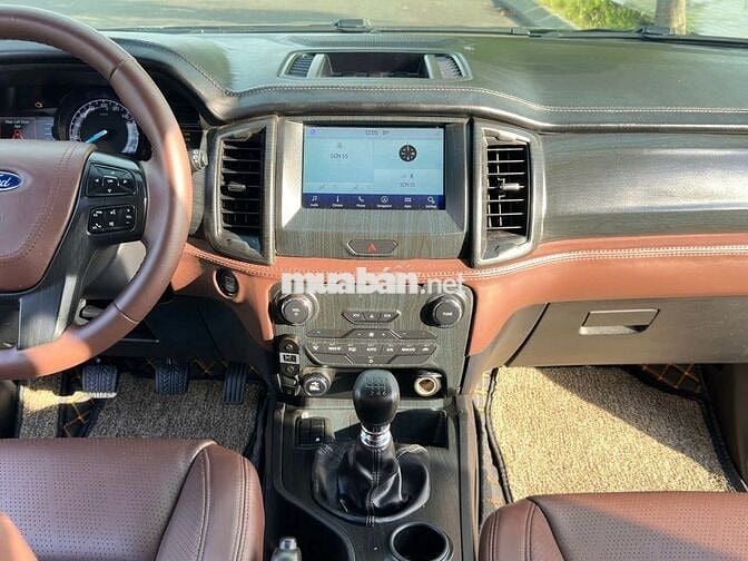 Ford Everest 2018 Ambiente 2.2L 4x2 MT - 80000 km