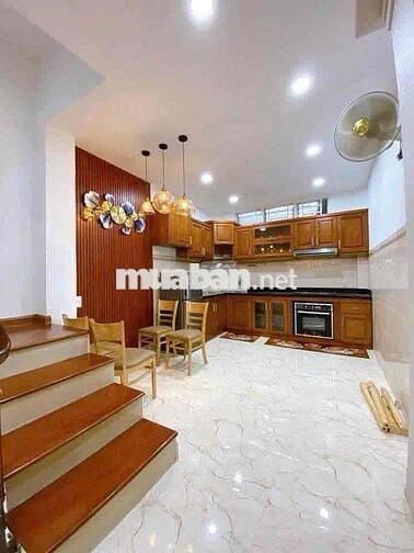 Bán Nhà Hẻm Xe Hơi Thông- Gần Bến Xe Miền Đông