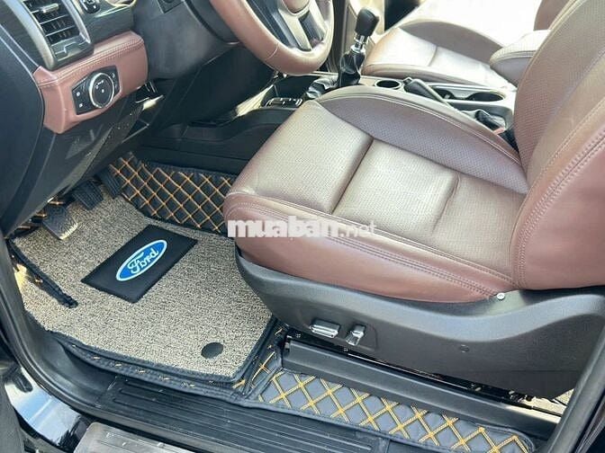 Ford Everest 2018 Ambiente 2.2L 4x2 MT - 80000 km