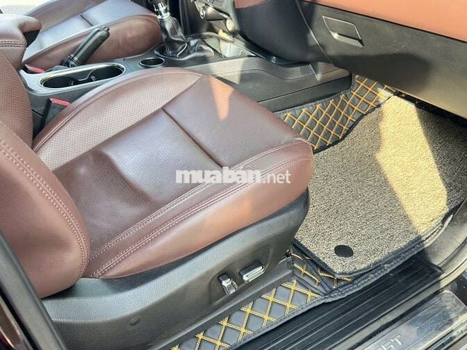 Ford Everest 2018 Ambiente 2.2L 4x2 MT - 80000 km