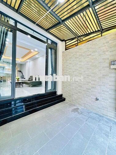 Nhà 1 trệt 3 lầu sân thượng Ung Văn Khiêm, P25, Bình Thạnh