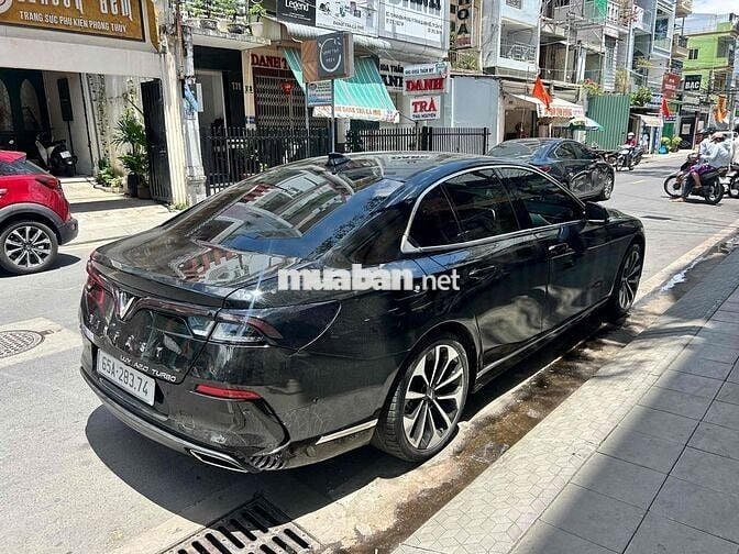 VinFast Lux A2.0 2021 Premium 2.0 AT - 43000 km