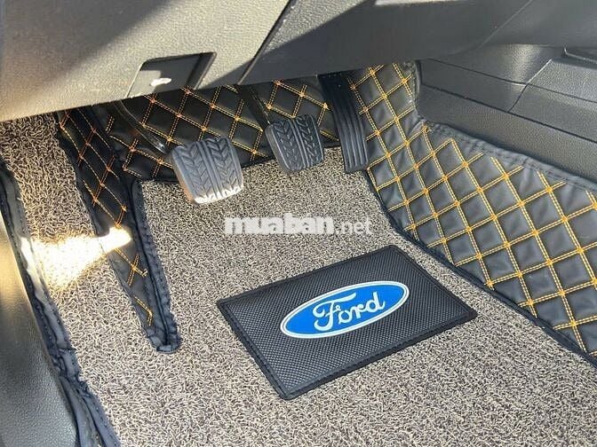 Ford Everest 2018 Ambiente 2.2L 4x2 MT - 80000 km