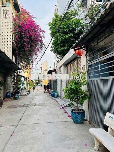 NHÀ 5 TẦNG ĐẸP —ĐƯỜNG LIÊN KHU 5-6 PHƯỜNG BÌNH HƯNG HÒA B (4m x 12m)