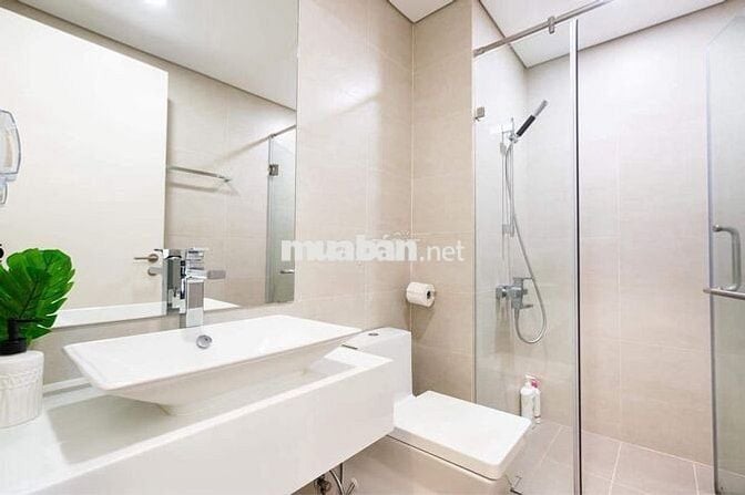 Bán CH Lữ Gia Plaza Q.11 DT 75m2 2PN 2WC Gía 1tỷ860 có sổ kèm nội thất