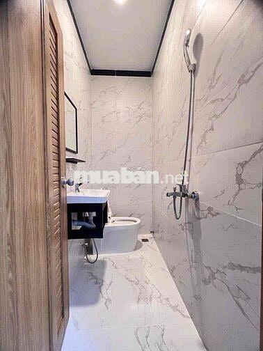 Duplex - Rộng 40m2 - Full nội thất - Ngay Dương Quảng Hàm