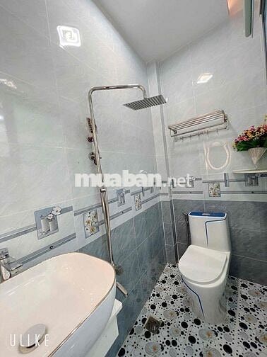 Chuẩn Căn Hộ Dịch Vụ Cửa Sổ Bancong Full NT - Thang Máy Sát Q5 , Q1