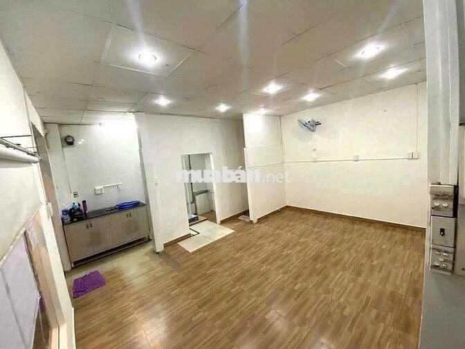 Cho Thuê Mặt Bằng Góc Đẹp Đường Số 7, Quận 3 ( KD Tự Do )
