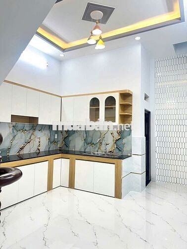 Nhà 441// Lê Văn Qưới 4x13 2lầu 4 phòng 3wc 5tỷ 950 hẻm 6m thông