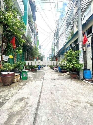 Nhà 441// Lê Văn Qưới 4x13 2lầu 4 phòng 3wc 5tỷ 950 hẻm 6m thông