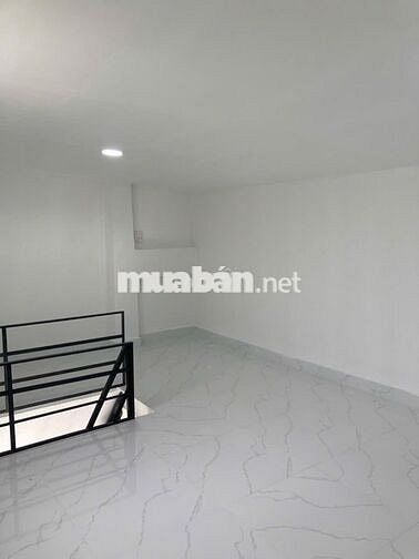 Chính cho thuê mới DT:12m2giá 5,8tr/thg,lầu HBC,TĐ