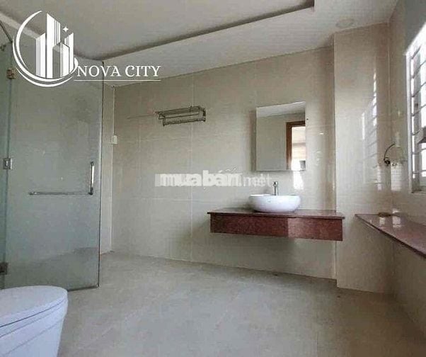 Cuối tháng trống lại phòng siêu rộng full nội thất có ban công