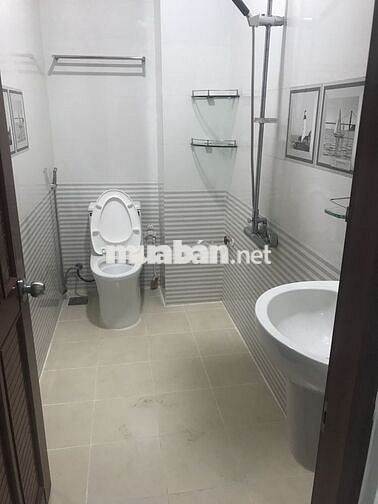 Chính chủ cho thuê nhà DT:5x20 giá 12tr/thg lầu ,HBC,TĐ