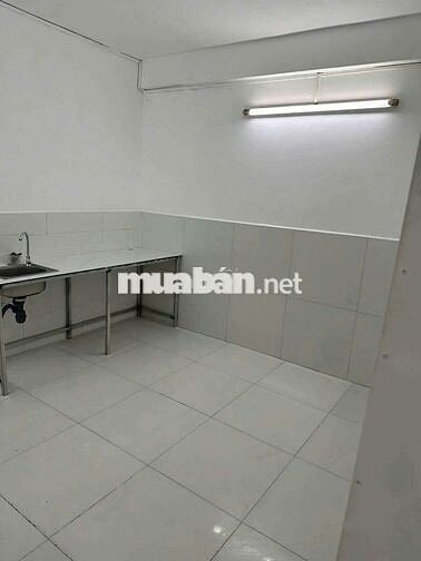 Cho thuê nhà mặt tiền đường Tân Kiểng, quận 7