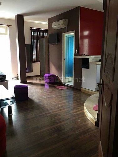 Bán  Căn hộ vila đường CMT8, P13, Q.10, gồm 11 phòng đủ tiện nghi