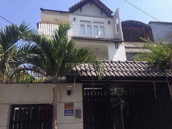Bán  Căn hộ vila đường CMT8, P13, Q.10, gồm 11 phòng đủ tiện nghi