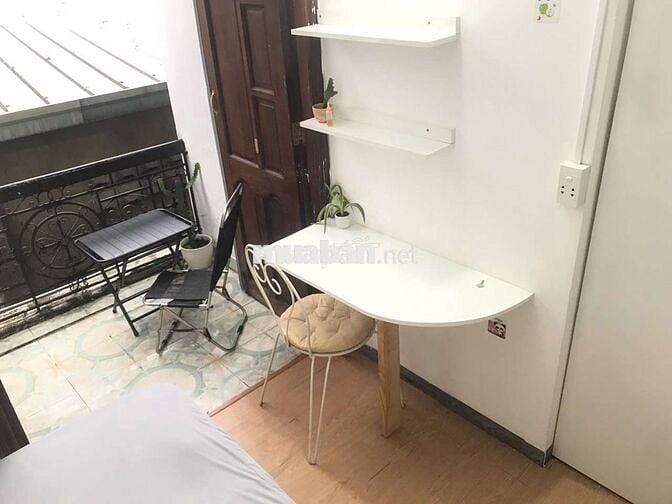 Phòng full nồi thất, ban công (1 người ở)