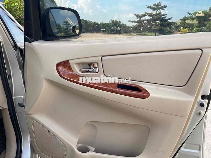 Toyota Innova 2007 G - 15000 km