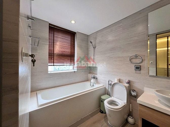 Cho thuê M7 căn góc 137m2 nhà siêu đẹp căn góc view sông trọn vẹn 