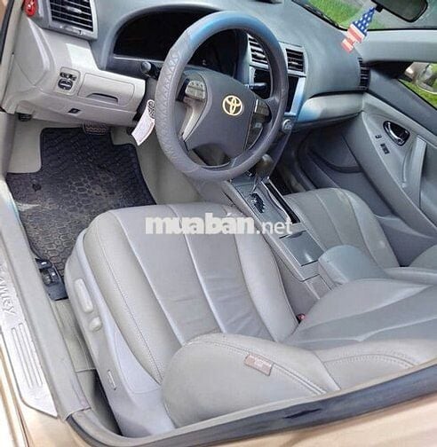 Toyota Camry 2009 LE 2.5 - 123456 km