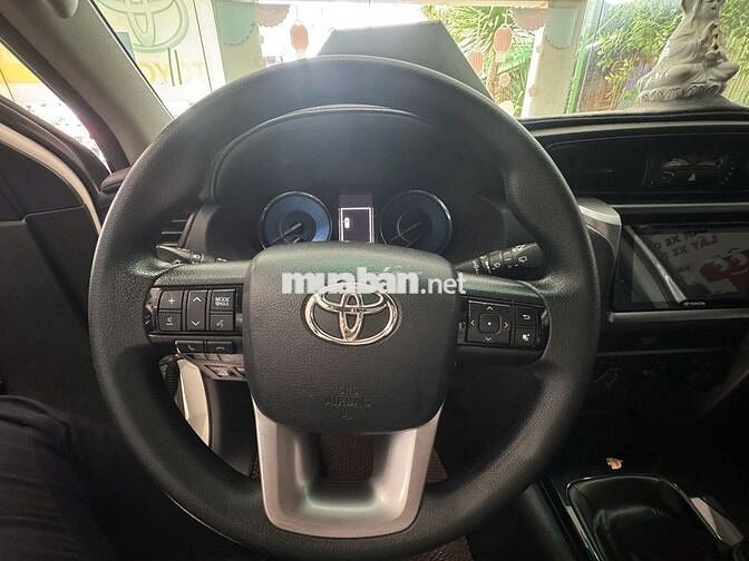Toyota Fortuner 2020 2.4MT 4x2 MT  - 161000 km