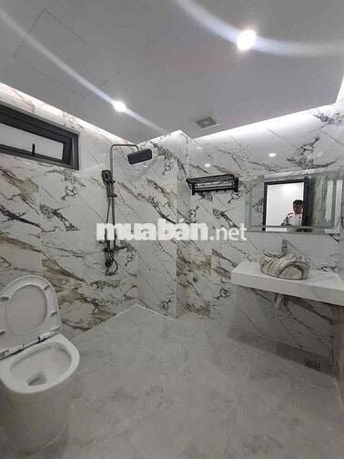 Cực hot!Bán nhà Thượng Thanh, Diện tích: 32m² x 6 tầng,hơn 6 tỷ.