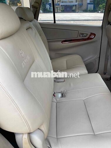 Toyota Innova 2007 G - 15000 km