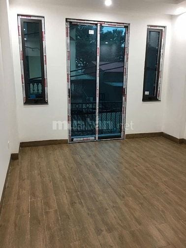 Bán nhà ngõ Xuân La, Tây Hồ 18,5 tỷ - 45m2