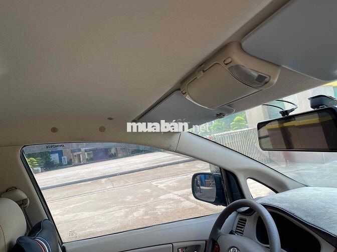 Toyota Innova 2007 G - 15000 km