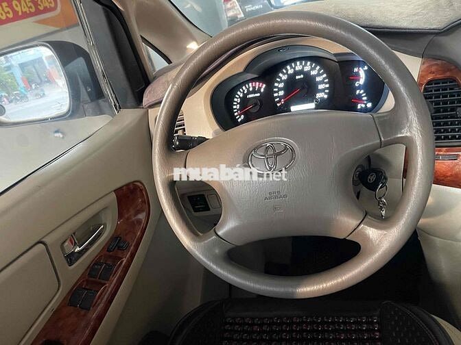 Toyota Innova 2007 G - 15000 km