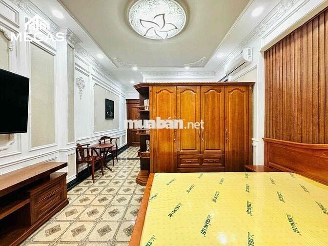 SIÊU PHẨM CHDV - LUXURY - SANG TRỌNG - XỊN SÒ - FULL NỘI THẤT - GIÁ RẺ