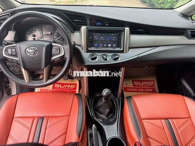 Toyota Innova 2018 số sàn đi 55.000Km 1 chủ xe zin