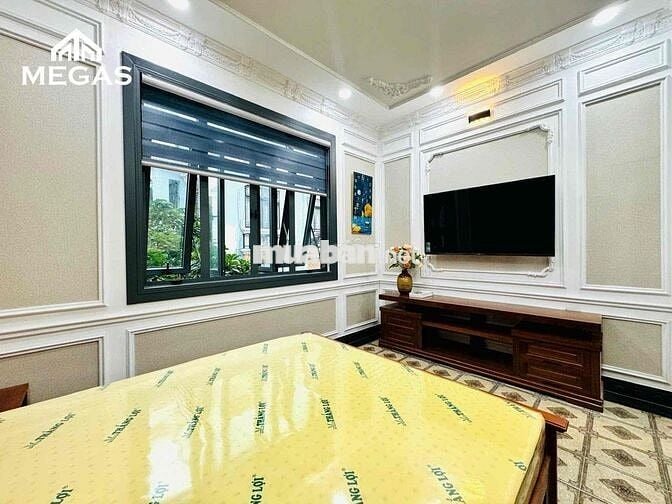 SIÊU PHẨM CHDV - LUXURY - SANG TRỌNG - XỊN SÒ - FULL NỘI THẤT - GIÁ RẺ