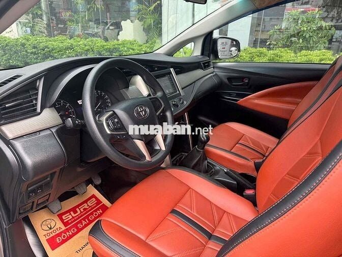Toyota Innova 2018 số sàn đi 55.000Km 1 chủ xe zin