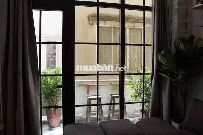 CHUNG CƯ 2PN_2WC CÓ BAN CÔNG THANG MÁY TẠI CỐNG QUỲNH_PHỐ BÙI VIỆN_Q1