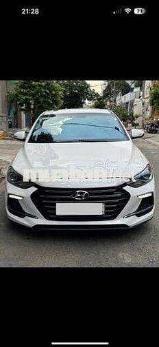 Hyundai Elantra 1.6 Turbo 2019 – Giá 459 Triệu