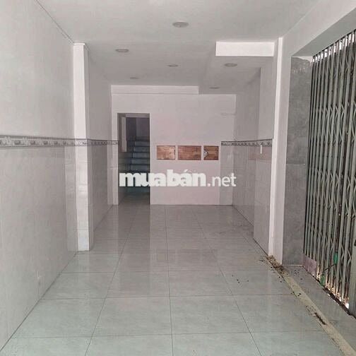 Cho thuê nhà mặt tiền chợ Trung Chánh giá 12 triệu