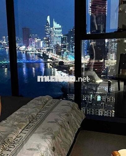 Cơ hội hiếm có: Thuê căn hộ 2PN tại Vinhomes Golden River, Quận 1