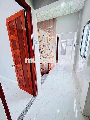 Nhà Ngộp 1 Lầu 5 x 20m Ngay Tân Kim 4PN 2WC Đường Thông Sổ Hồng Riêng