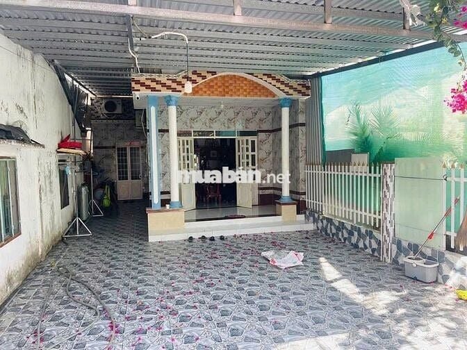 💥Cần Tiền Chữa Bệnh Chú Tám Bán Căn Nhà C4 Giá Chỉ 780 Triệu.
