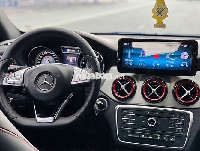 Mercedes CLA45 Model 2015
