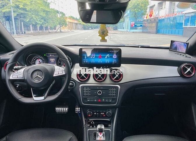 Mercedes CLA45 Model 2015