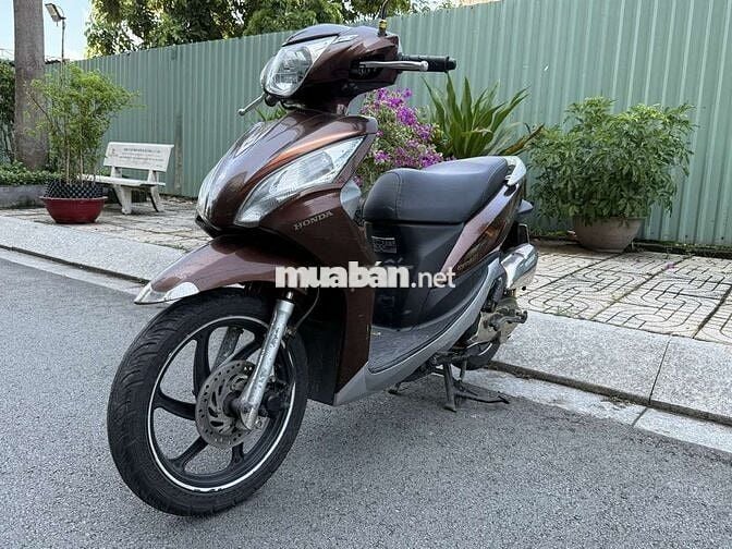 Xe Honda Vision 2011, màu nâu, xe chạy tốt