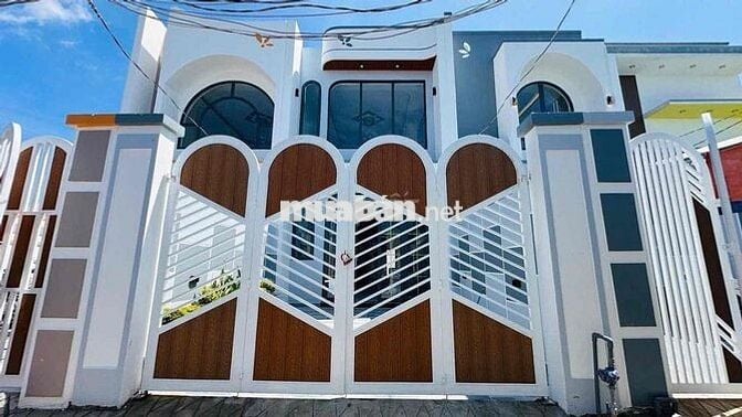 Nhà Mới 1 Lầu Vừa Hoàn Thiện 4,4 x 21m, 3PN 2WC Ngay Mỹ Lộc . Sổ Riêng